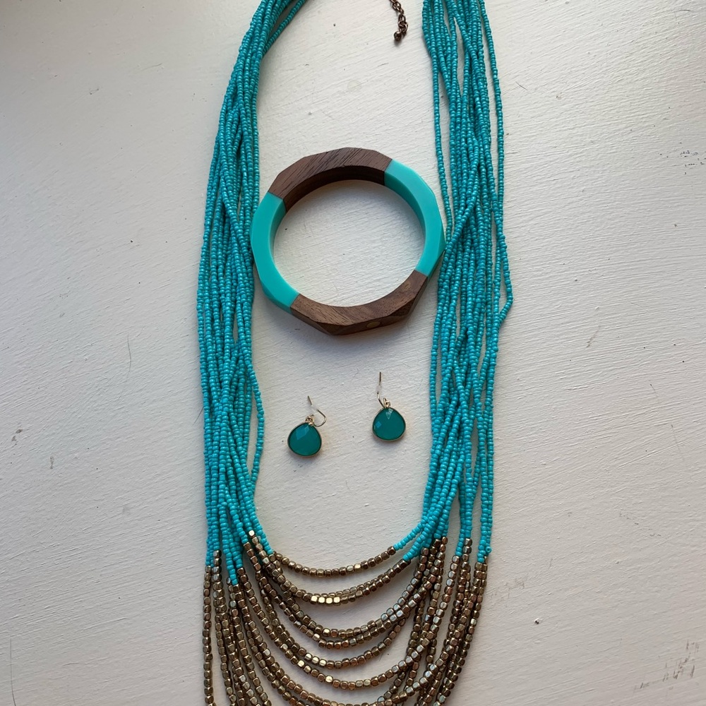 Vintage Necklace Bangle & Earrings